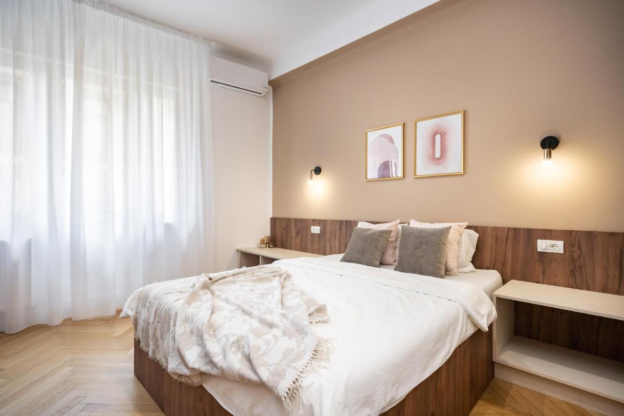 Old Town Bucharest, Luxury 2 Bedrooms Apartment المظهر الخارجي الصورة