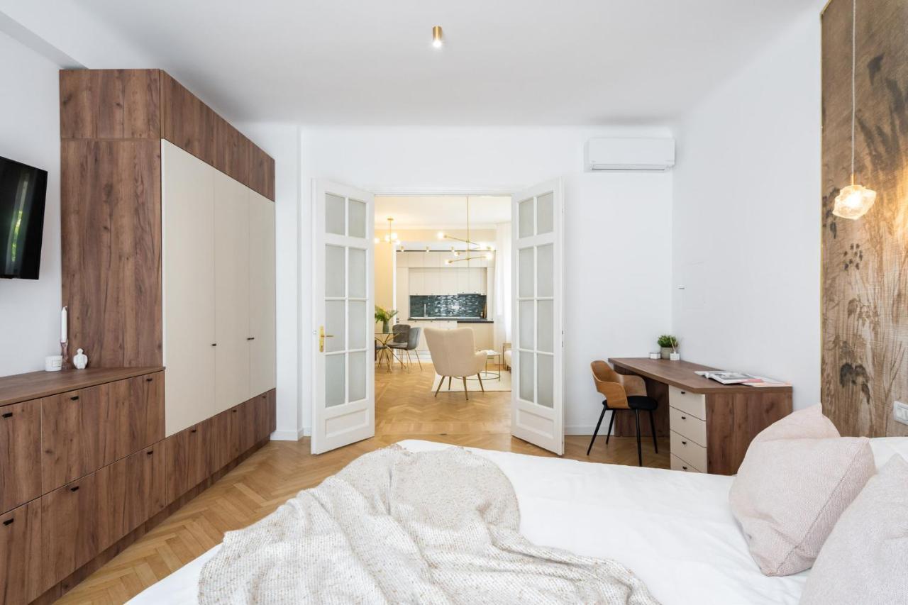 Old Town Bucharest, Luxury 2 Bedrooms Apartment المظهر الخارجي الصورة