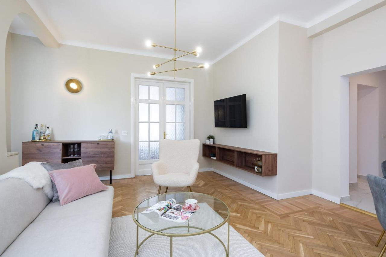 Old Town Bucharest, Luxury 2 Bedrooms Apartment المظهر الخارجي الصورة