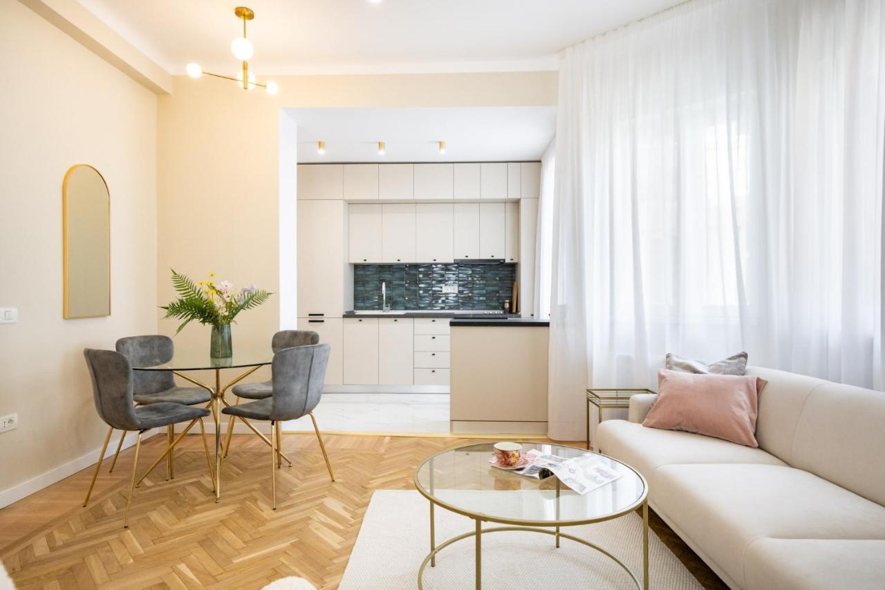 Old Town Bucharest, Luxury 2 Bedrooms Apartment المظهر الخارجي الصورة