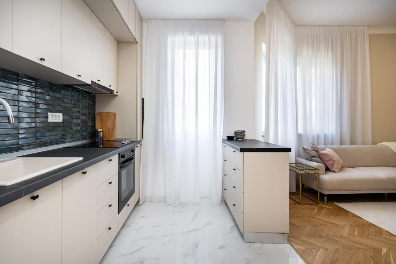 Old Town Bucharest, Luxury 2 Bedrooms Apartment المظهر الخارجي الصورة